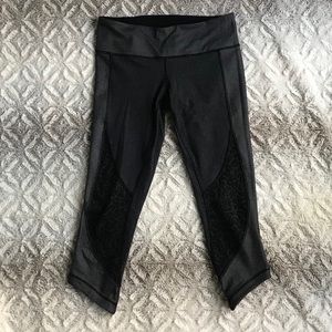 LULULEMON Just Breathe Crop Leggings